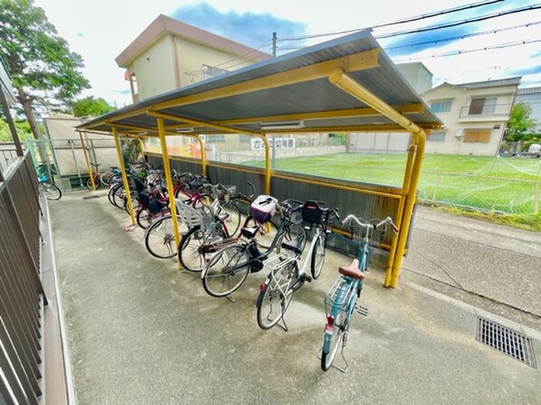 マンション東神田の物件外観写真